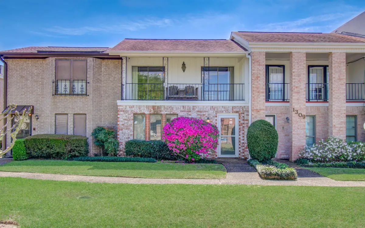 1311 Town Circle #4, Baytown, TX 77520 - #1
