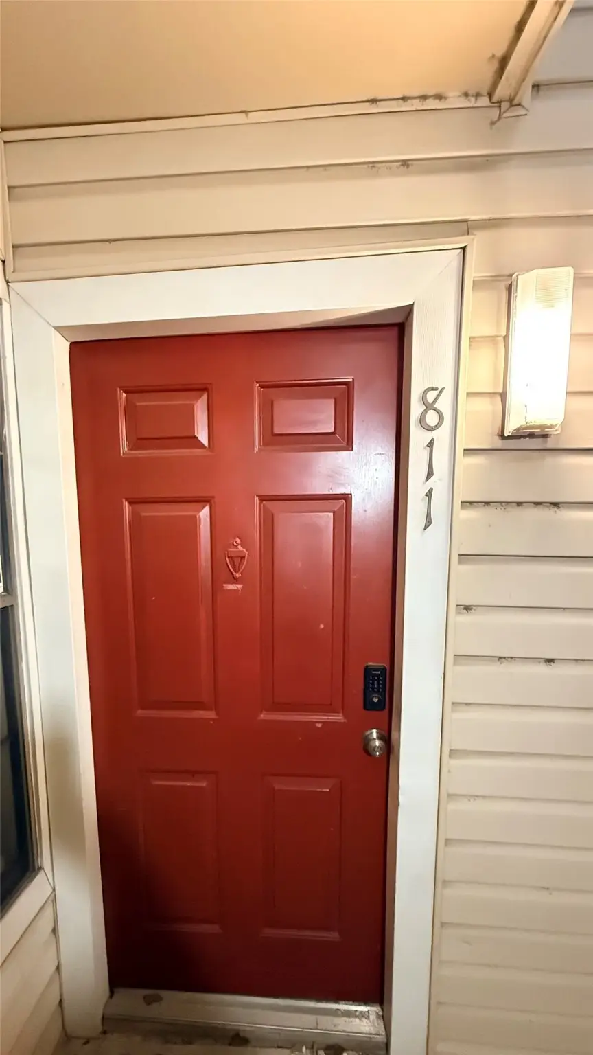 2750 Holly Hall Street #811, Houston, TX 77054 - Image #2