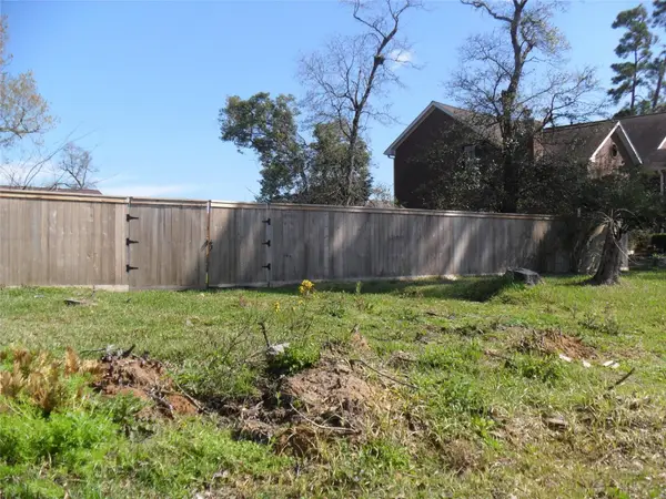 3115 Lazy Pine Lane, La Porte, TX 77571