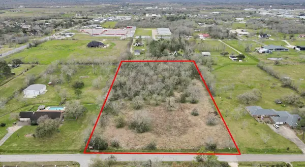 101 Westfield Lane, Friendswood, TX 77546