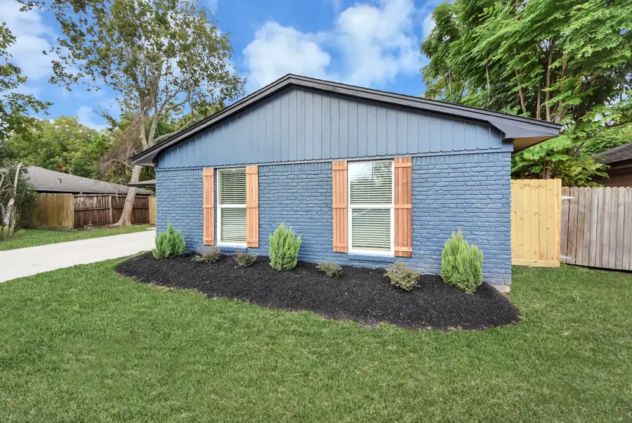 5523 Elm Tree Drive, Houston, TX 77048 - #2
