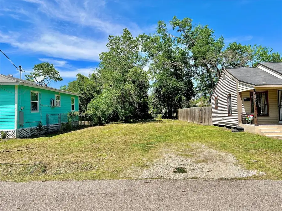 1003 E 39th Street, Houston, TX 77022 - #2