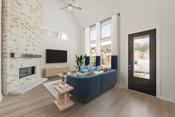 328 Fields Lane, Montgomery, TX 77316