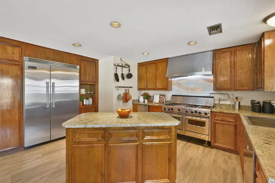 2204 Airline Drive, Friendswood, TX 77546 - #2