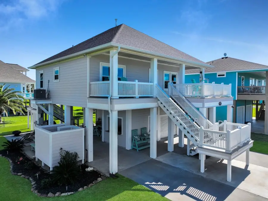 978 Sue Drive, Port Bolivar, TX 77650 - #3