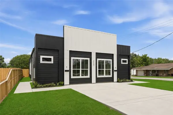 7900 Bowen Street #A-B, Houston, TX 77051