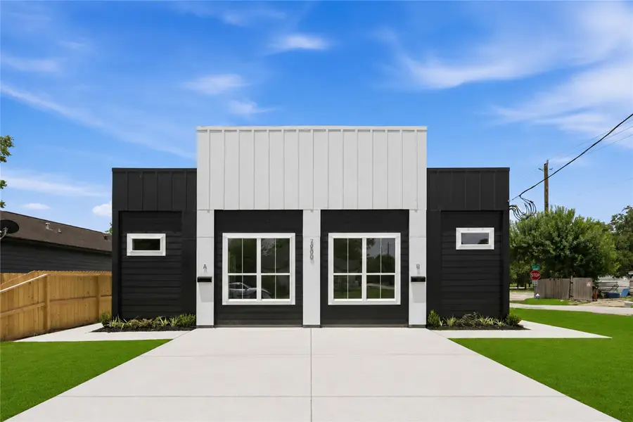 7900 Bowen Street #A-B, Houston, TX 77051 - #3