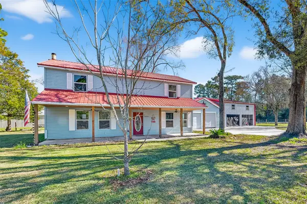 25702 Parkway Drive, Huffman, TX 77336