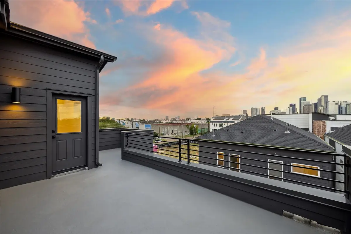 1108 Palmer Street, Houston, TX 77003 - Image #1