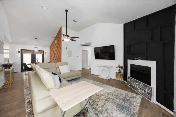 4811 Tealgate Drive, Spring, TX 77373