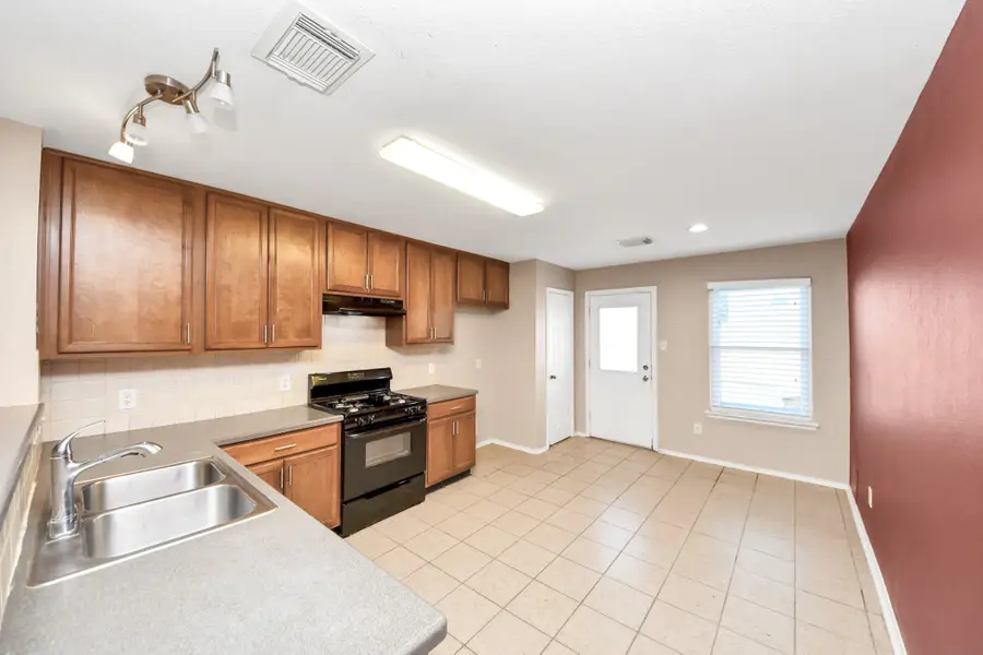 2627 Skyview Shadows Court, Houston, TX 77047 - #3