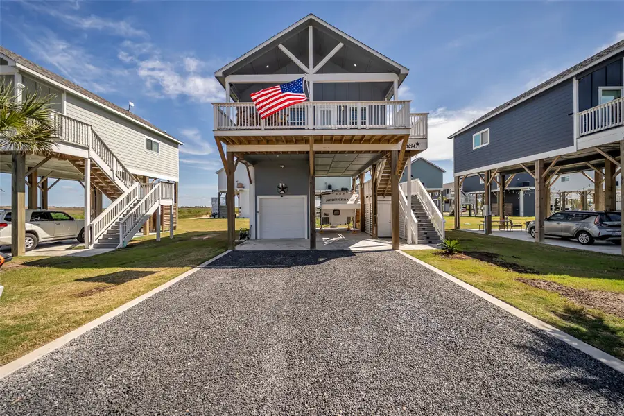 1094 Cedar Lane, Gilchrist, TX 77617 - #2