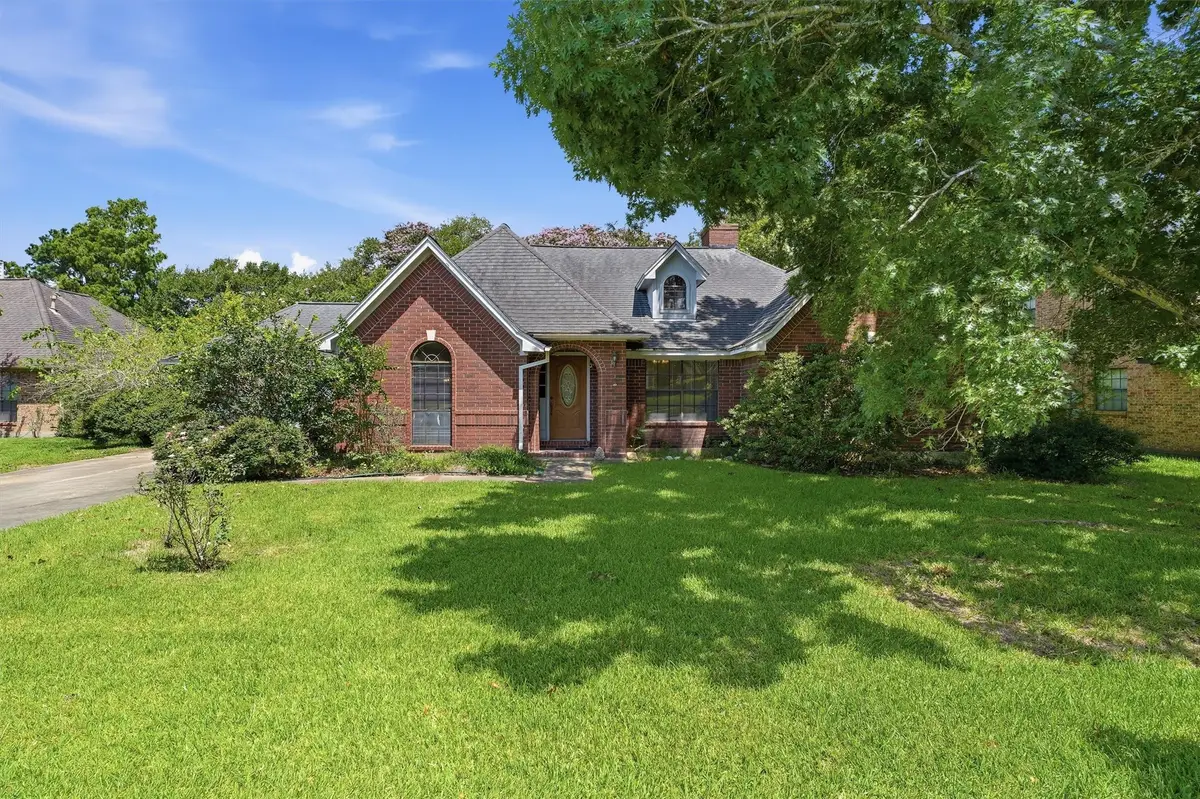 1013 Glenshannon Avenue, Friendswood, TX 77546 - #1
