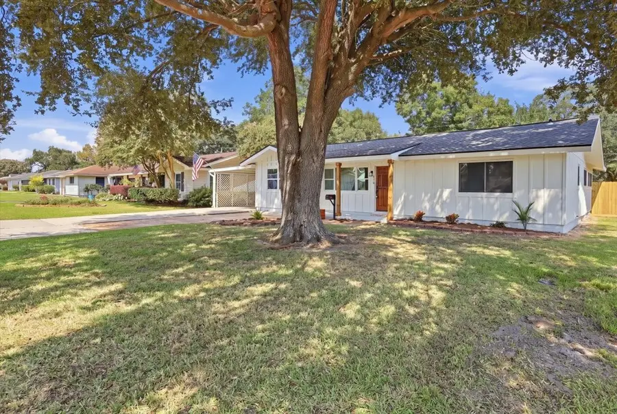 219 S 2nd Street, Nederland, TX 77627 - #3