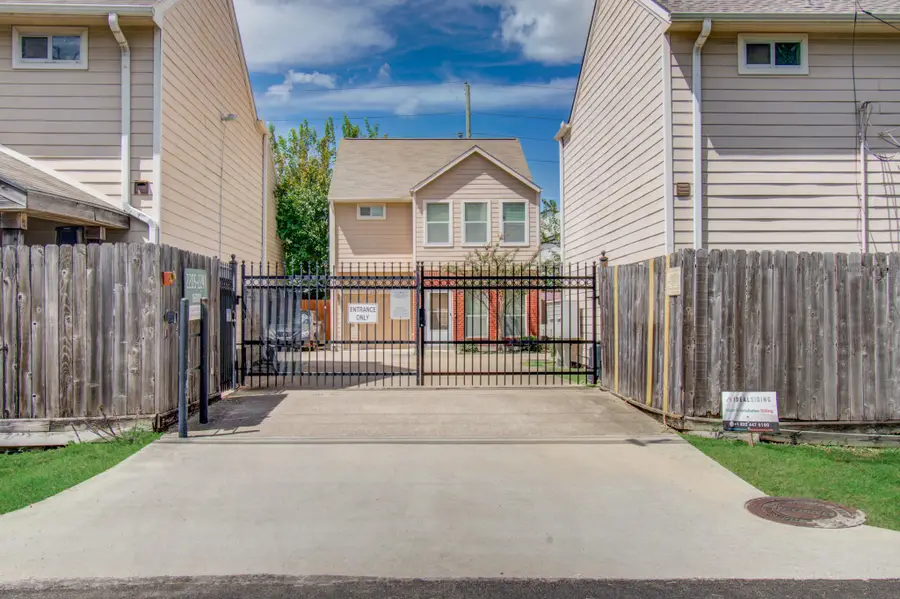2211 Naomi Street, Houston, TX 77054 - #2