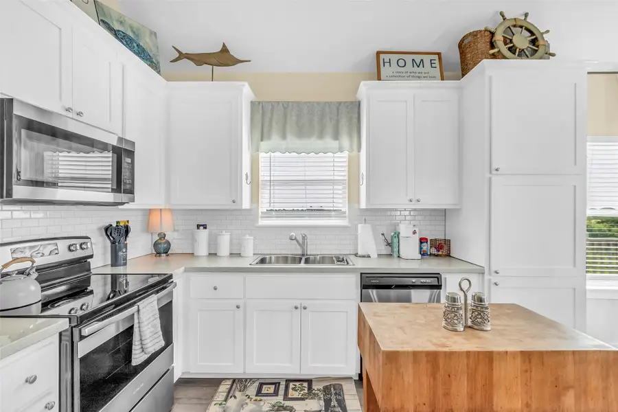 145 Jewel Drive, Port Bolivar, TX 77650 - #3