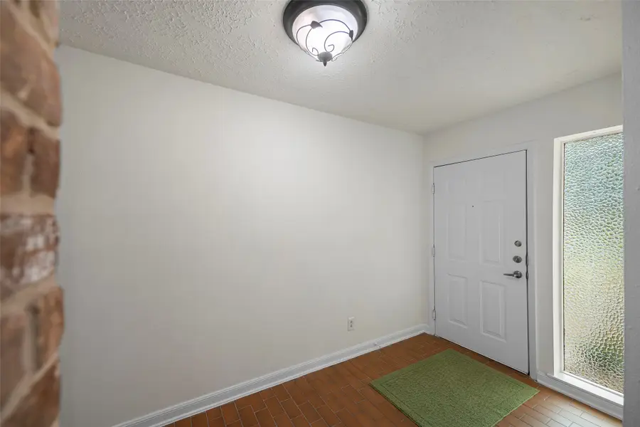 8126 Ivan Reid Drive, Houston, TX 77040 - Image #3