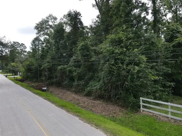 215 Little Doe Drive, Crosby, TX 77532