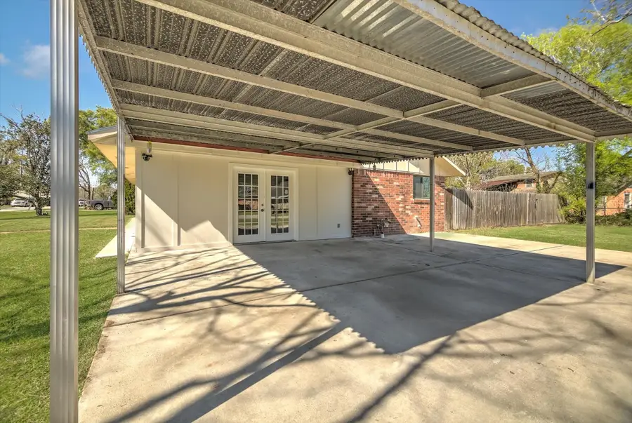 501 Ladd Street, Dayton, TX 77535 - #3