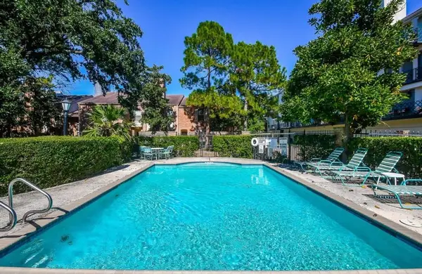 2333 Bering Drive #123, Houston, TX 77057