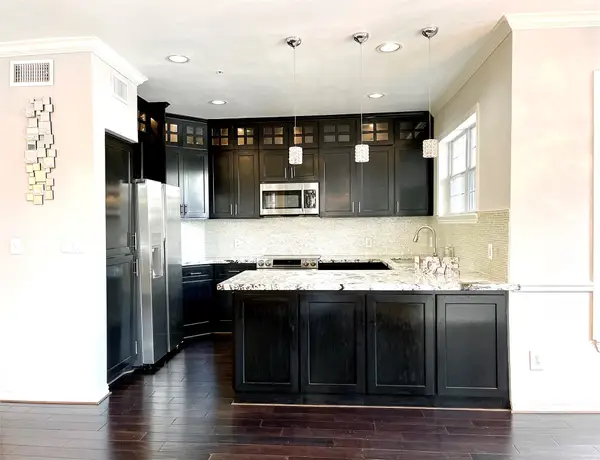 2111 Welch Street #B110, Houston, TX 77019