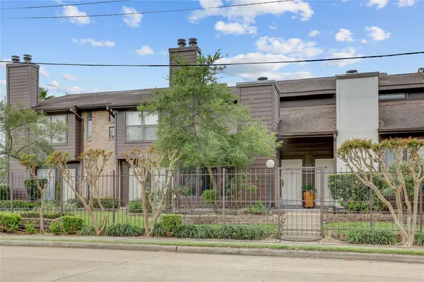 8020 Braesmain Drive #1806, Houston, TX 77025
