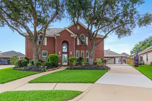 4222 Blue Water Court, Pasadena, TX 77505
