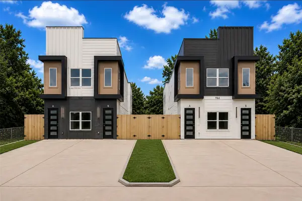 966 & 968 South Ln Lane #A/B, Houston, TX 77088