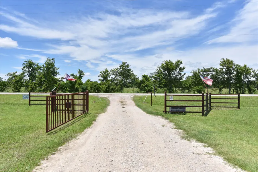 406 County Road 100, Boling, TX 77420 - #3