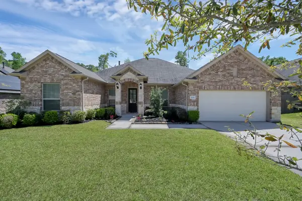 2051 Brookmont Drive, Conroe, TX 77301