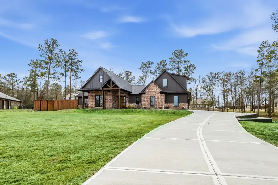 104 Noah Ct, Huntsville, TX 77320 - Image #2