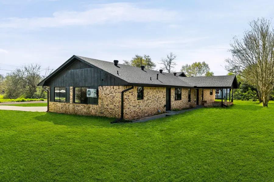 407 Quincy Avenue, Alto, TX 75925 - #3