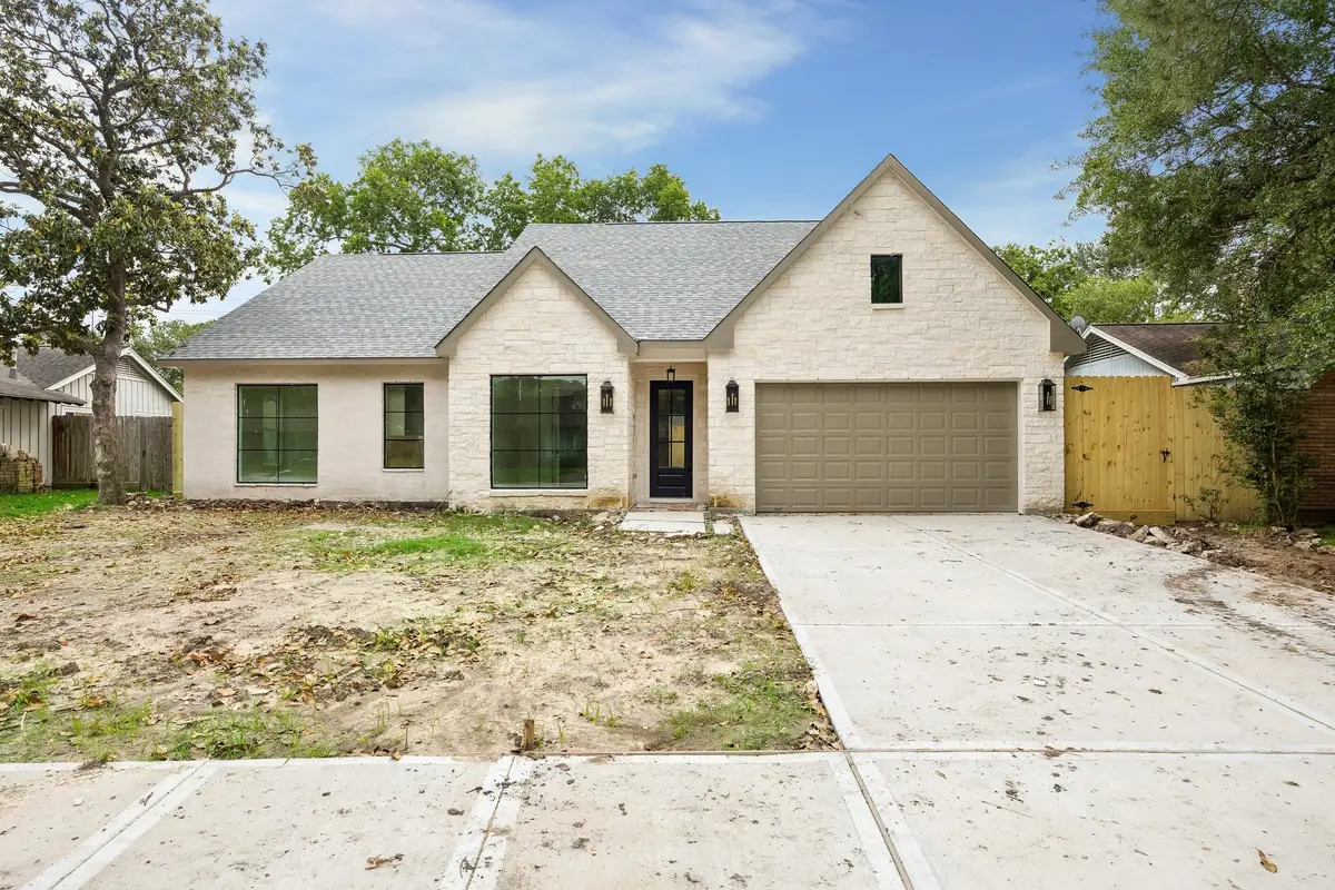 4817 Kingfisher Drive, Houston, TX 77035 - #1