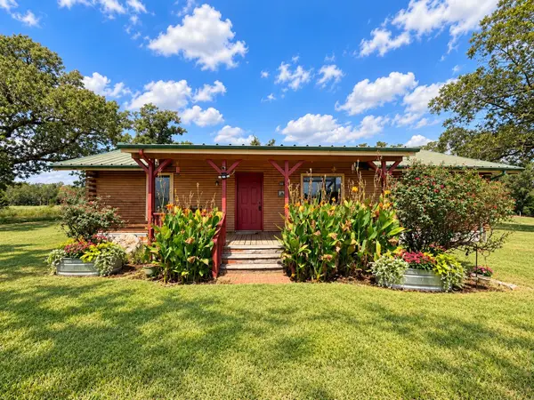 3881 N Us Highway 75, Buffalo, TX 75831
