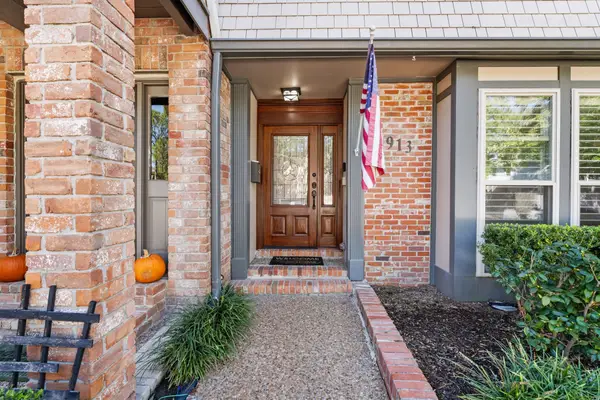 5913 Sugar Hill Drive #225, Houston, TX 77057