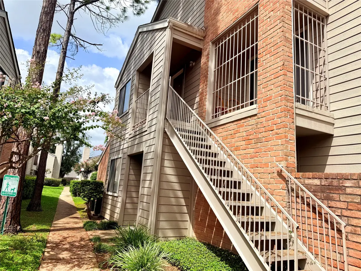 6701 Sandspoint Dr #54, Houston, TX 77074 - #1