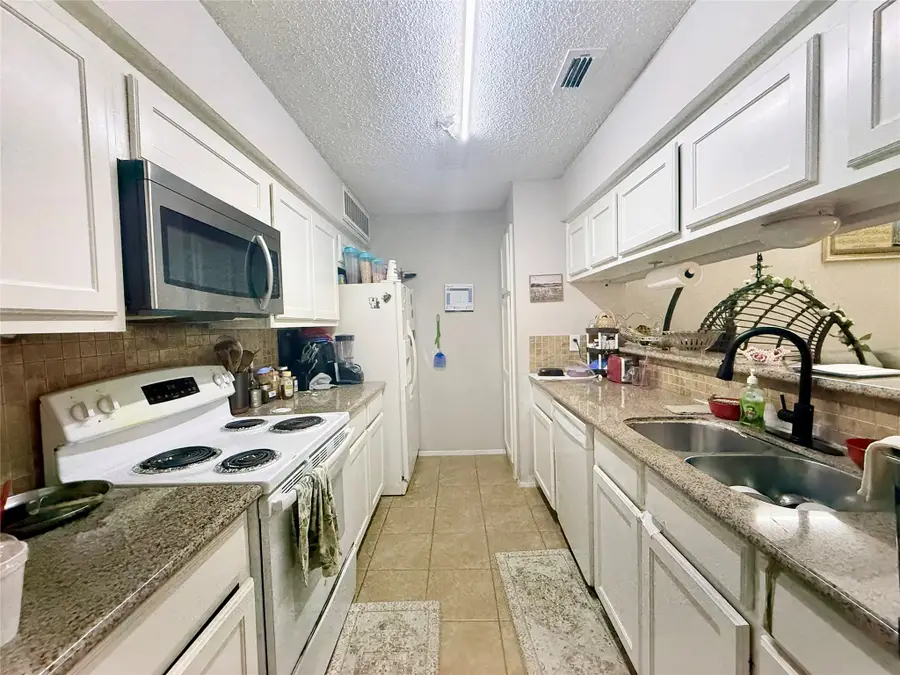 6701 Sandspoint Dr #54, Houston, TX 77074 - #3