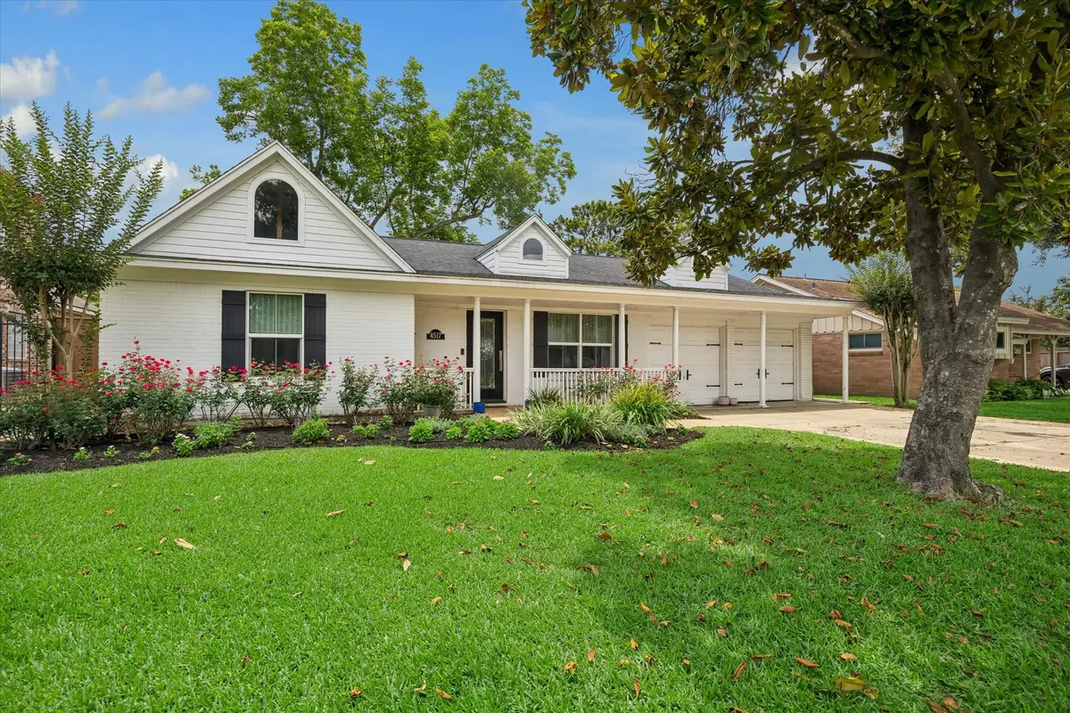 4517 Mimosa Drive, Bellaire, TX 77401 - #1
