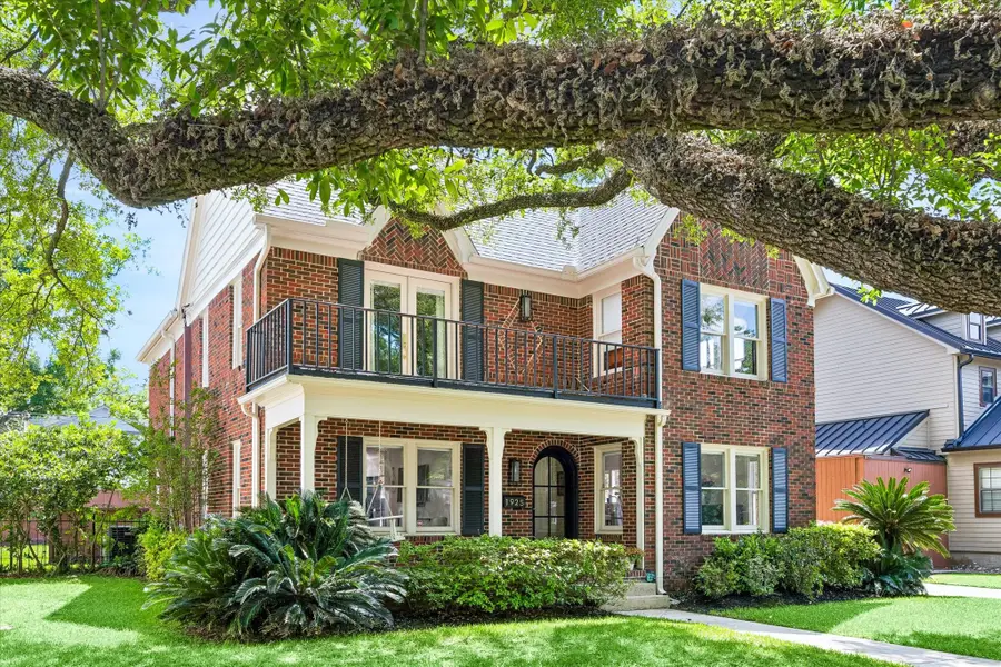 1925 Banks Street, Houston, TX 77098 - #2