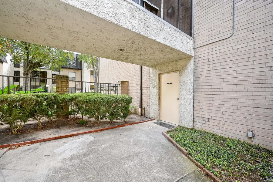 8427 Hearth Drive Drive #2, Houston, TX 77054 - Image #3