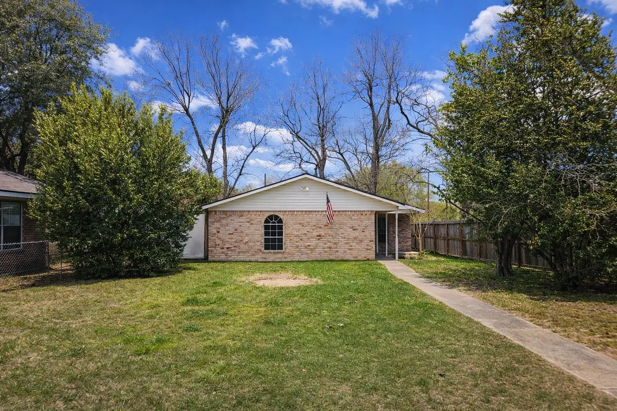 418 Texas Street, Tomball, TX 77375 - #1