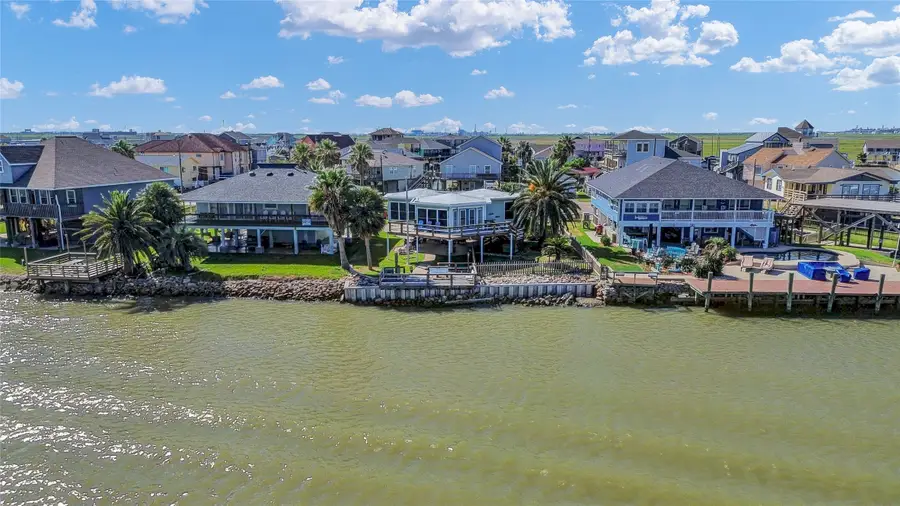 83 Dolphin Lane, Freeport, TX 77541 - #2
