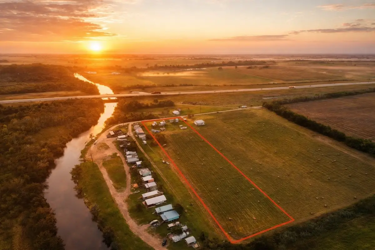 11709 County Road 581, Santa Fe, TX 77510 - Image #1