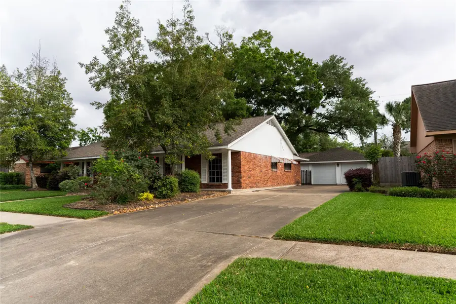 1313 Lafayette Avenue, Pasadena, TX 77502 - #2