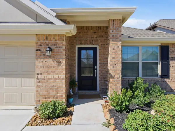 7327 Bartoncliff Drive, Katy, TX 77493