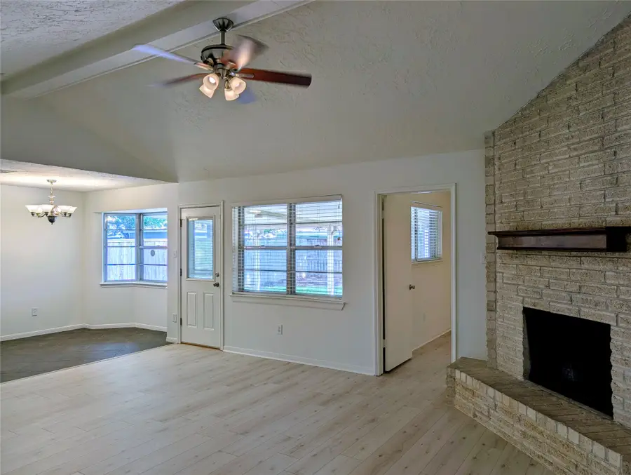 12214 Meadow Berry Drive, Meadows Place, TX 77477 - #2