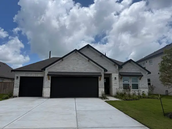 8314 Amethyst Valley Lane, Angleton, TX 77515