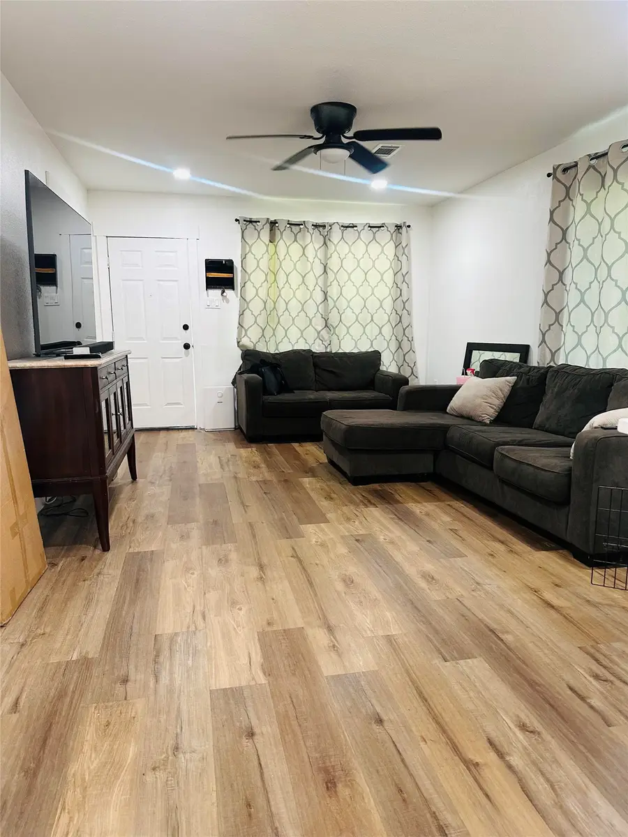 2216 New Jersey Street, Baytown, TX 77520 - #2