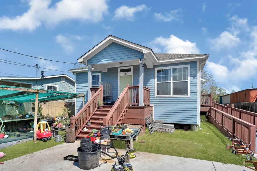 771 10th Street, Dickinson, TX 77539 - #2