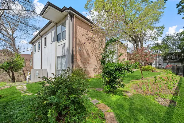 8211 Katy Freeway #44, Houston, TX 77024